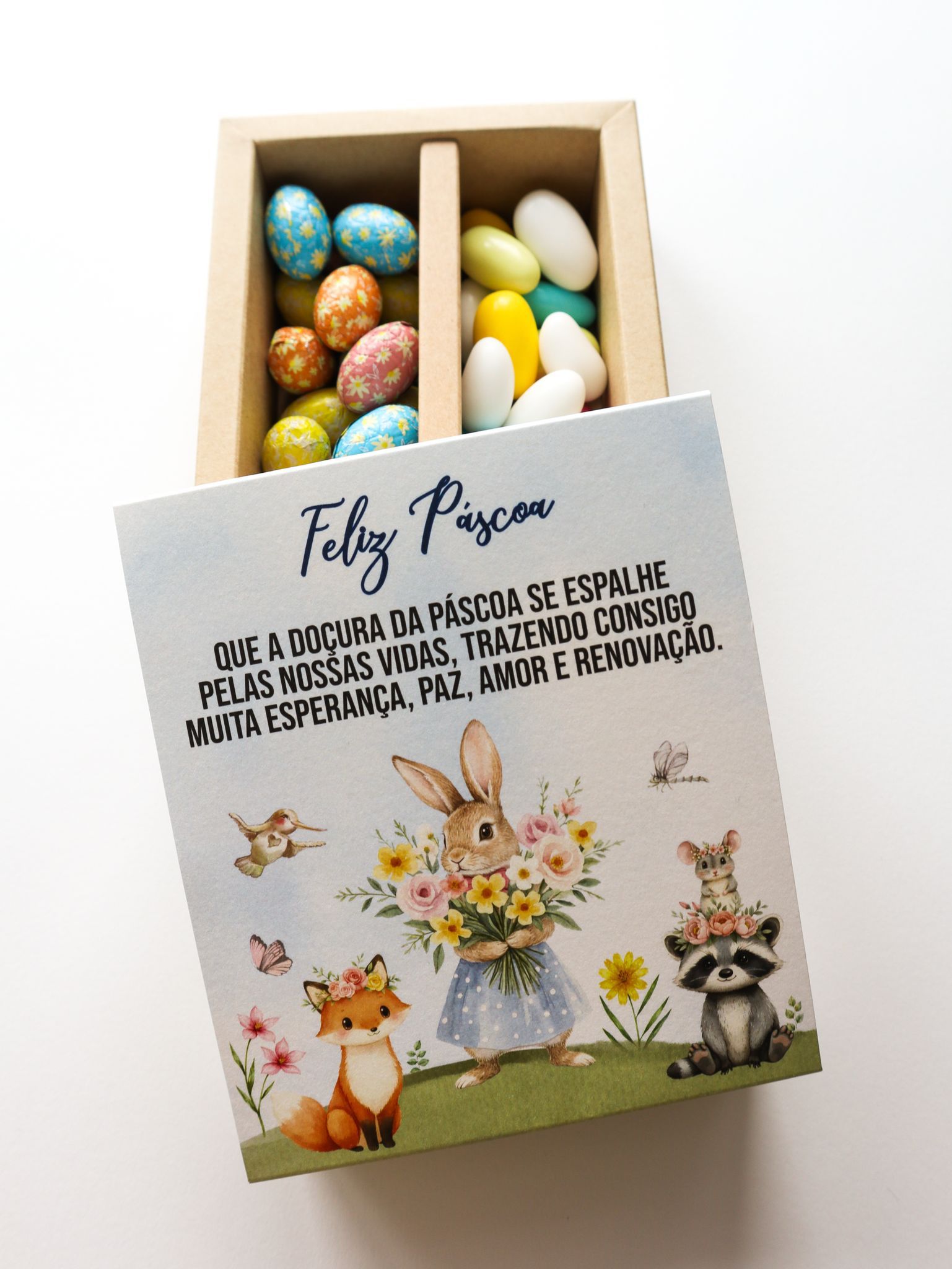 Páscoa 01 - Caixa com Ovinhos de Chocolate e Amêndoas Lisas Cores